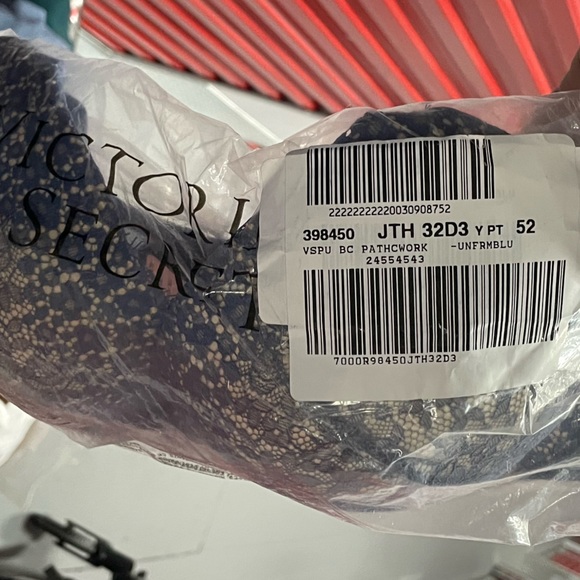 •NWT Victoria’s Secret Very Sexy Denim Blue Push Up 32DDD - Picture 5 of 5